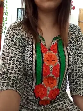 Tanha18 online show from May 2026 01:56:01 AM