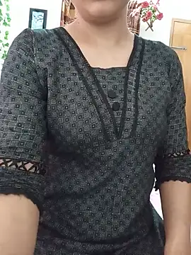 Tanha18 online show from May 2026 04:29:01 AM
