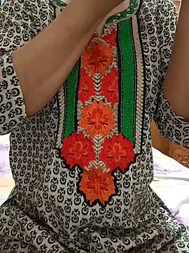 Tanha18 online show from May 2026 03:47:01 AM