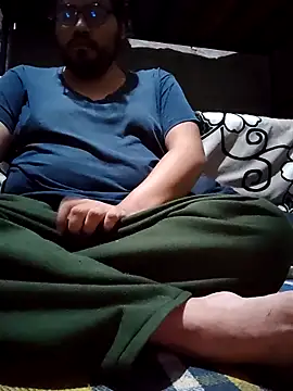 Snapshot of axel-spr chatting on October 2025 04:48:01 AM axel-spr online show from October 2025 04:48:01 AM