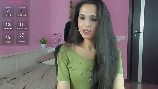 LuxeSins online show from November 2025 01:44:02 PM