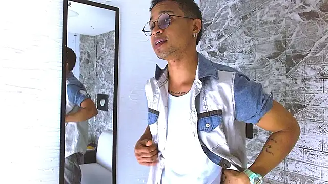 Snapshot of Jayden_Morris chatting on February 2026 07:40:01 PM Jayden Morris online show from February 2026 07:40:01 PM