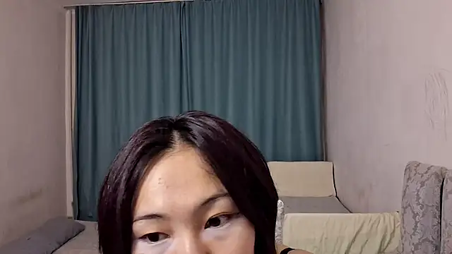 Lyndasilk online show from July 2026 03:58:02 PM