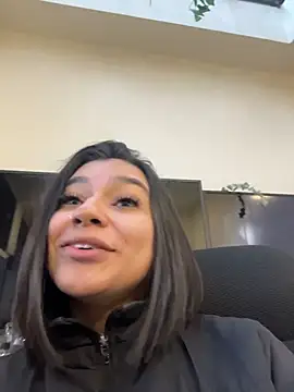 Snapshot of AlyssaRay chatting on March 2026 11:43:01 AM AlyssaRay online show from March 2026 11:43:01 AM