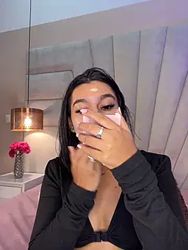 AlyssaRay online show from May 2026 01:37:01 PM