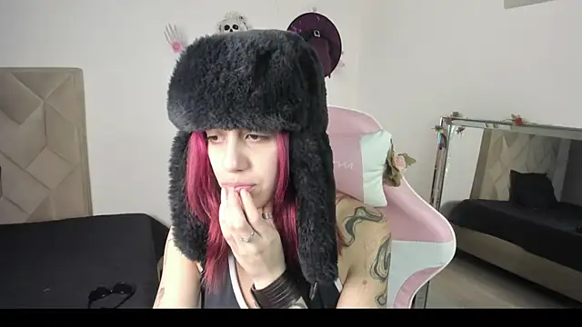 Snapshot of Vicky_Boop chatting on October 2025 01:45:02 PM Vicky Boop online show from October 2025 01:45:02 PM