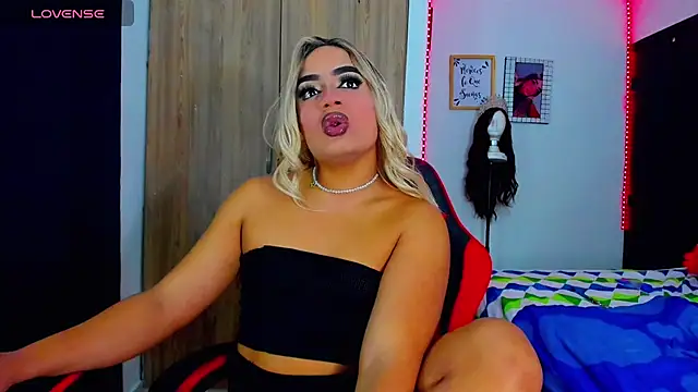 Sofiabigcock22 online show from July 2026 10:44:02 AM