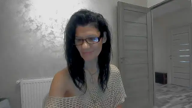 Snapshot of SweetSin40 chatting on January 2026 09:47:01 AM SweetSin40 online show from January 2026 09:47:01 AM