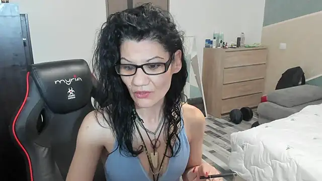 Snapshot of SweetSin40 chatting on March 2026 09:10:02 PM SweetSin40 online show from March 2026 09:10:02 PM