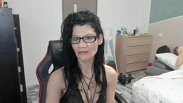 Snapshot of SweetSin40 chatting on March 2026 09:18:02 PM SweetSin40 online show from March 2026 09:18:02 PM