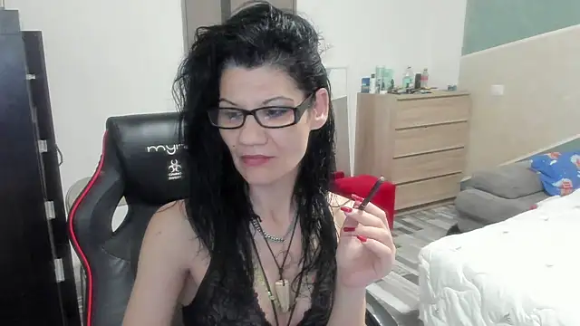 Snapshot of SweetSin40 chatting on March 2026 06:51:02 PM SweetSin40 online show from March 2026 06:51:02 PM