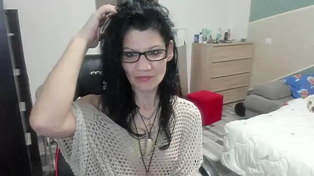 Snapshot of SweetSin40 chatting on March 2026 07:13:02 PM SweetSin40 online show from March 2026 07:13:02 PM