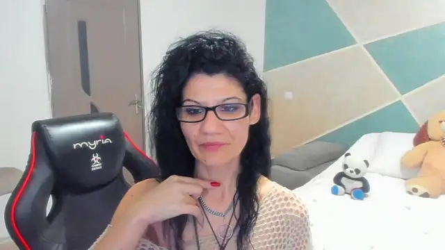 Snapshot of SweetSin40 chatting on April 2026 07:12:02 PM SweetSin40 online show from April 2026 07:12:02 PM