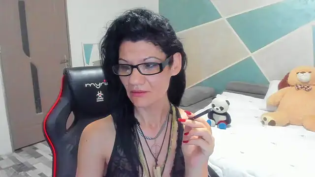 Snapshot of SweetSin40 chatting on April 2026 07:55:01 PM SweetSin40 online show from April 2026 07:55:01 PM