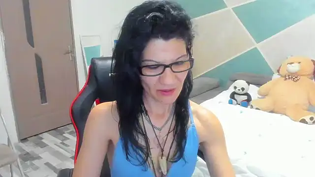 Snapshot of SweetSin40 chatting on April 2026 05:36:01 PM SweetSin40 online show from April 2026 05:36:01 PM