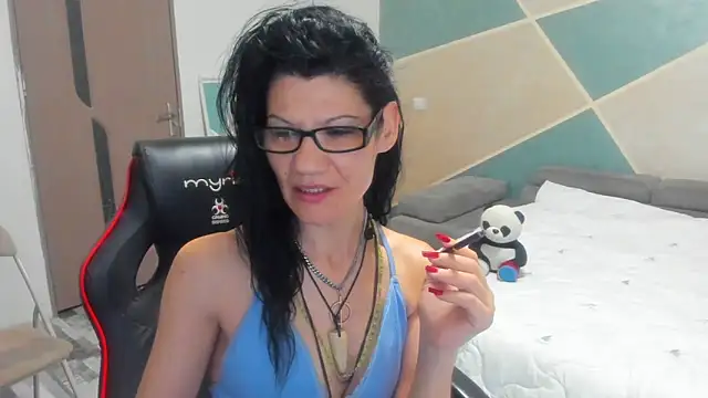 Snapshot of SweetSin40 chatting on April 2026 08:02:02 PM SweetSin40 online show from April 2026 08:02:02 PM