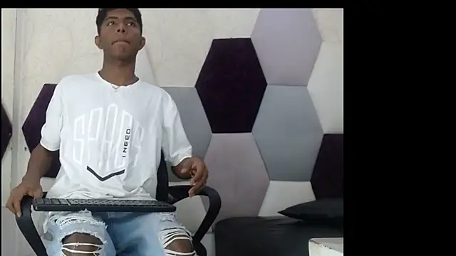 Mick storm online show from February 2026 06:59:01 PM