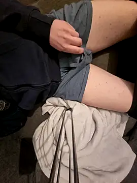 lieblingsJung online show from February 2026 02:18:02 AM