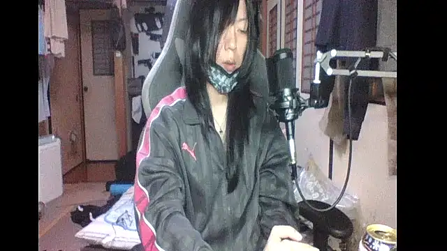 Snapshot of harinyanxxx chatting on October 2025 06:53:02 PM harinyanxxx online show from October 2025 06:53:02 PM