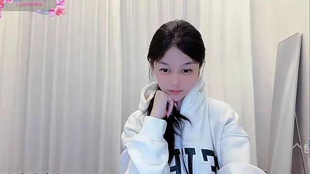 Snapshot of Putingyy chatting on November 2025 02:11:01 PM Putingyy online show from November 2025 02:11:01 PM