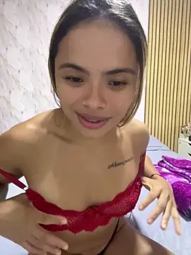 Snapshot of safadinhaquenteW chatting on March 2026 06:47:01 PM safadinhaquenteW online show from March 2026 06:47:01 PM