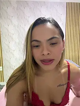 Snapshot of safadinhaquenteW chatting on April 2026 02:20:02 AM safadinhaquenteW online show from April 2026 02:20:02 AM