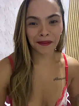 Snapshot of safadinhaquenteW chatting on April 2026 04:13:02 AM safadinhaquenteW online show from April 2026 04:13:02 AM