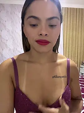 Snapshot of safadinhaquenteW chatting on April 2026 03:56:01 AM safadinhaquenteW online show from April 2026 03:56:01 AM