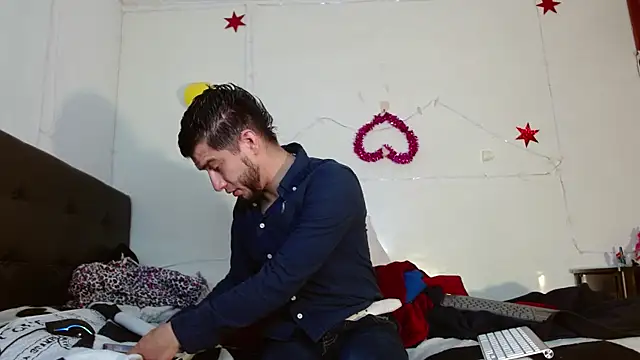 Snapshot of picante70_ chatting on November 2025 10:54:02 AM picante70 online show from November 2025 10:54:02 AM