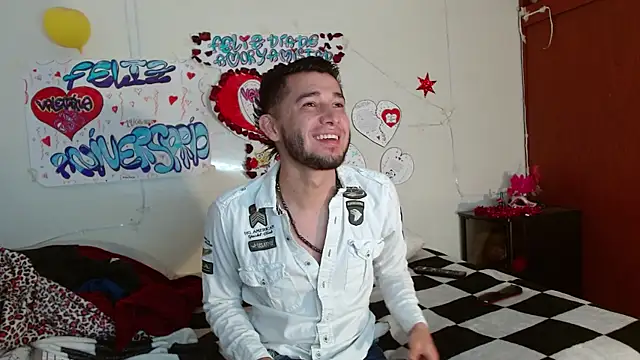 Snapshot of picante70_ chatting on December 2025 11:07:01 AM picante70 online show from December 2025 11:07:01 AM