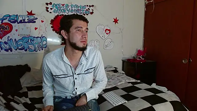 Snapshot of picante70_ chatting on February 2026 11:18:01 AM picante70 online show from February 2026 11:18:01 AM