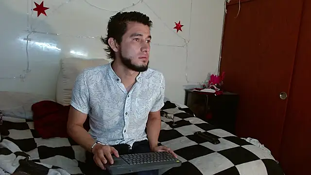 Snapshot of picante70_ chatting on February 2026 10:16:02 AM picante70 online show from February 2026 10:16:02 AM