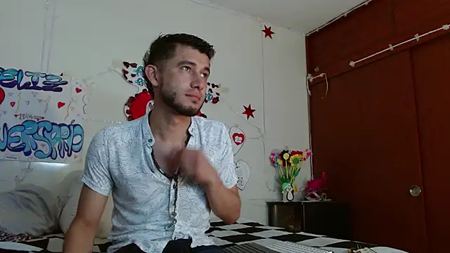 Snapshot of picante70_ chatting on March 2026 12:11:01 PM picante70 online show from March 2026 12:11:01 PM