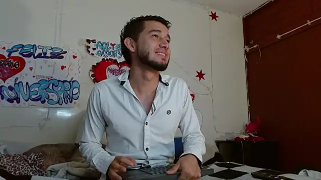 Snapshot of picante70_ chatting on April 2026 11:37:01 AM picante70 online show from April 2026 11:37:01 AM