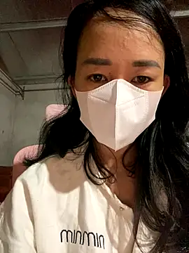 TranOanh999 online show from November 2025 10:12:01 PM