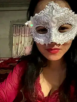 TranOanh999 online show from November 2025 12:48:01 PM