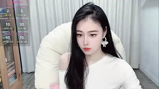 Snapshot of XFDLL-BAOBEI chatting on October 2025 02:12:02 AM XFDLL-BAOBEI online show from October 2025 02:12:02 AM