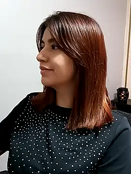 Snapshot of 1evelinewood chatting on February 2026 01:18:01 PM 1evelinewood online show from February 2026 01:18:01 PM