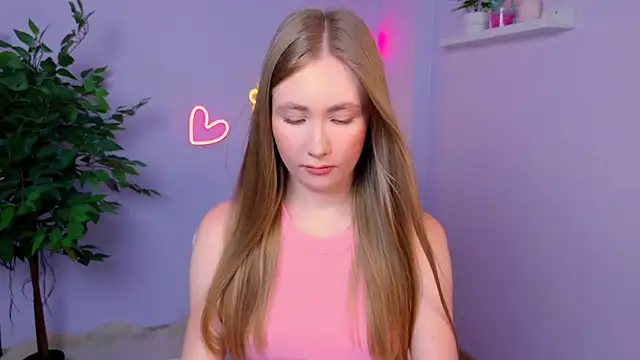 EllyColins online show from July 2026 03:23:02 AM