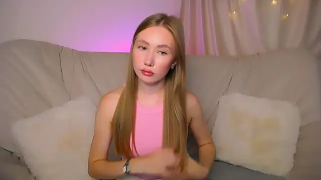 EllyColins online show from July 2026 03:48:01 AM