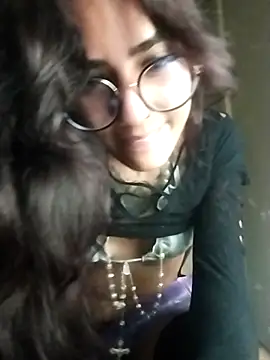 Snapshot of Reiha chatting on October 2025 04:56:01 AM Reiha online show from October 2025 04:56:01 AM