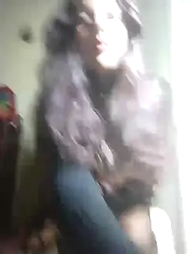 Snapshot of Reiha chatting on October 2025 06:21:01 AM Reiha online show from October 2025 06:21:01 AM