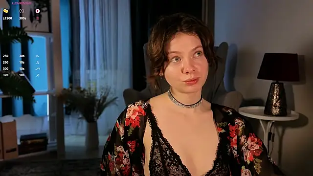 Snapshot of MelodySinclair chatting on April 2026 06:31:02 PM MelodySinclair online show from April 2026 06:31:02 PM