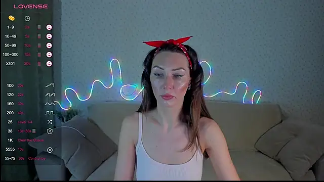 Lilith Sora online show from November 2025 06:41:02 PM