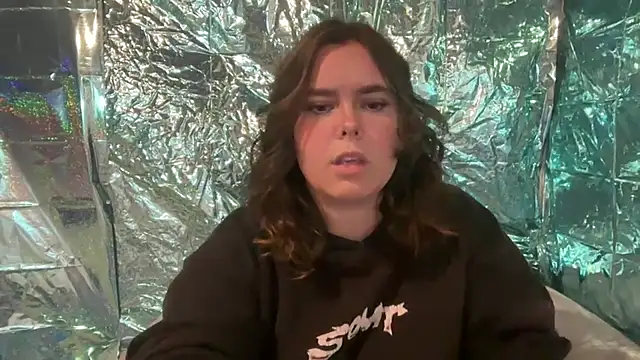 Snapshot of St4rrydream chatting on October 2025 09:04:01 PM St4rrydream online show from October 2025 09:04:01 PM