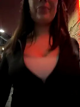 Snapshot of mamimamacitaaa chatting on November 2025 10:58:01 AM mamimamacitaaa online show from November 2025 10:58:01 AM