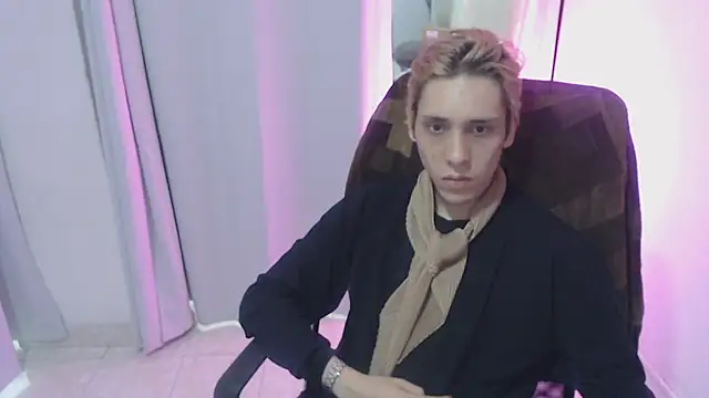 KingSuccubus online show from November 2025 06:14:02 AM