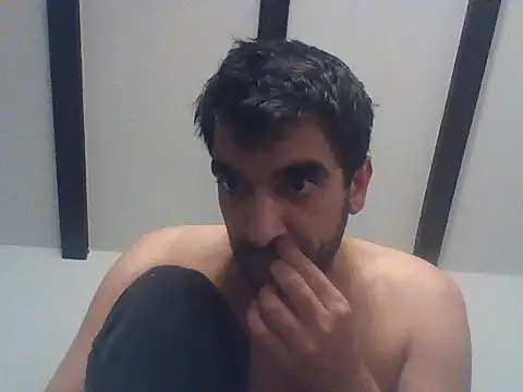 Snapshot of SamoSkupo chatting on October 2025 10:20:02 PM SamoSkupo online show from October 2025 10:20:02 PM