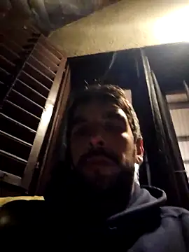 Snapshot of SamoSkupo chatting on October 2025 08:42:01 PM SamoSkupo online show from October 2025 08:42:01 PM