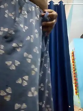 Snapshot of Prishacam2 chatting on November 2025 07:54:01 AM Prishacam2 online show from November 2025 07:54:01 AM